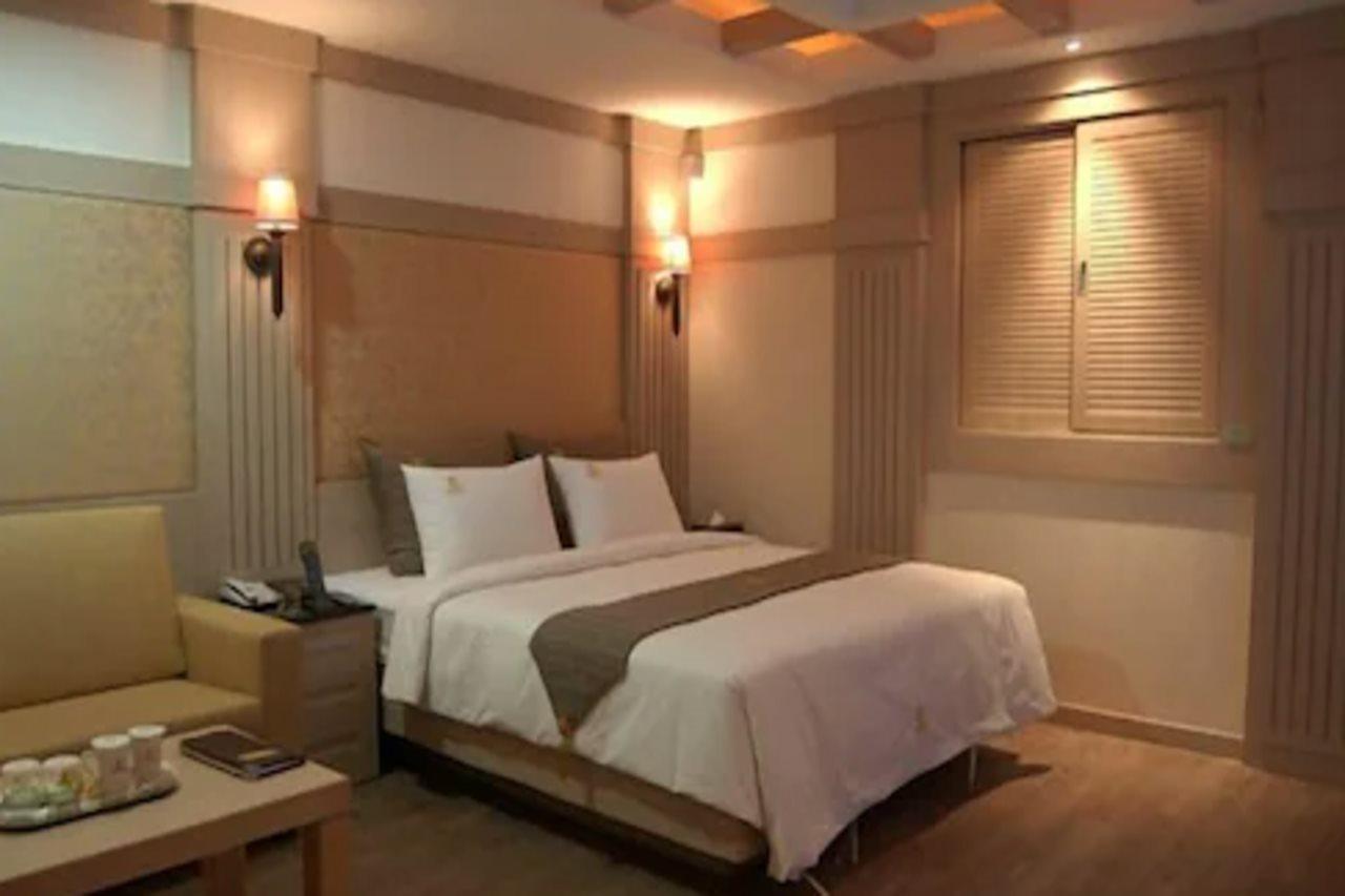 Hotel Valentine Gwangmyeong Extérieur photo
